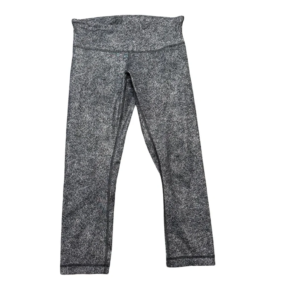 ✨🖤 Lululemon Wunder Under Hi-Rise Crop Heathered Gray Size 6 🖤✨‎